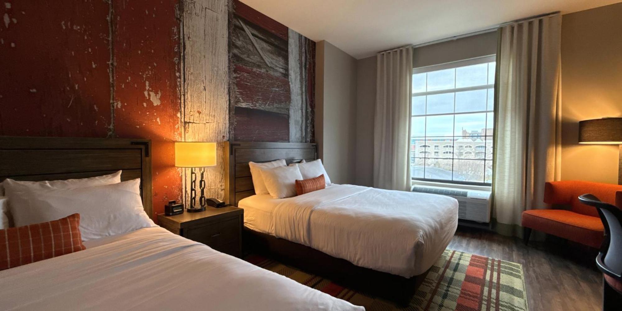 Hotel Indigo Traverse City By Ihg Ngoại thất bức ảnh